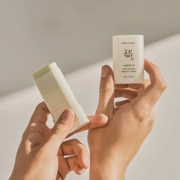 Beauty of Joseon Matte Sun Stick : Mugwort+Camelia (SPF 50+ PA++++) 18g